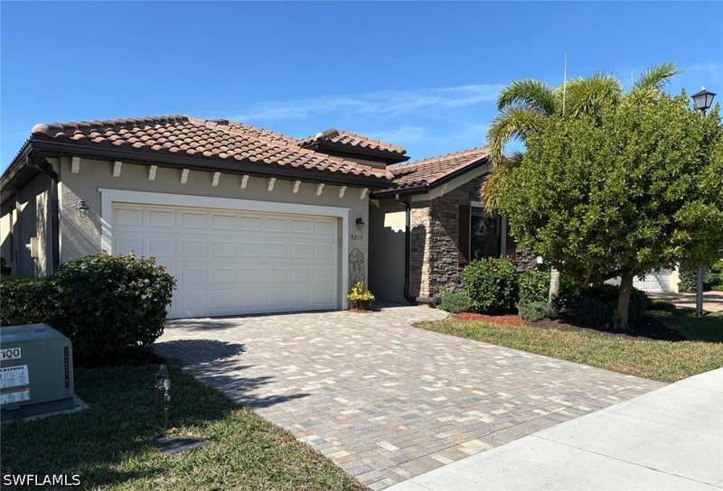 4 bedroom SingleFamilyResidence at 9215 Shadow Oak Ln, Bent Creek Preserve, Naples — photo 1