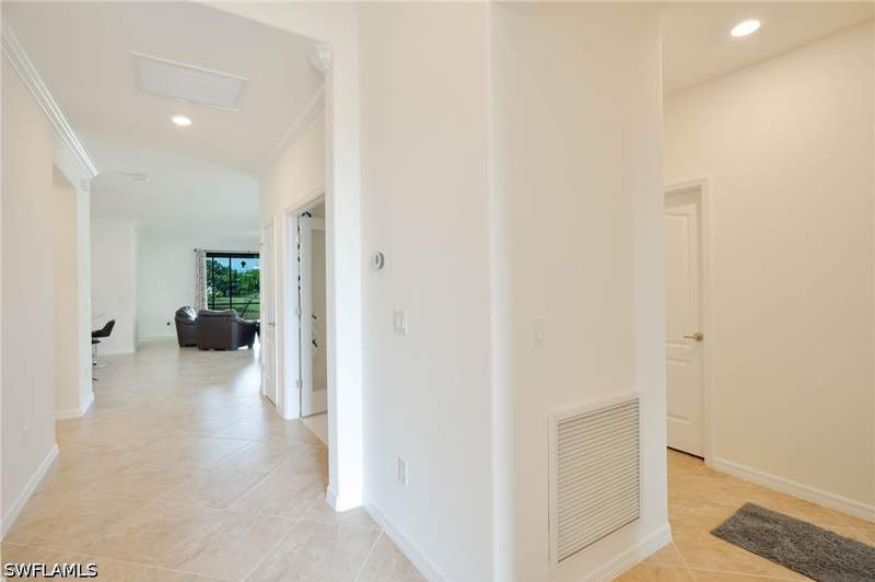 4 bedroom SingleFamilyResidence at 9215 Shadow Oak Ln, Bent Creek Preserve, Naples — photo 3