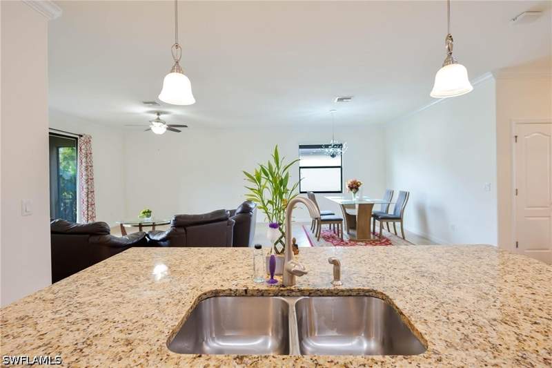 4 bedroom SingleFamilyResidence at 9215 Shadow Oak Ln, Bent Creek Preserve, Naples — photo 5