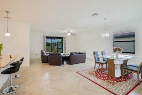 9215 Shadow Oak Ln, Naples FL - photo 7 of 40