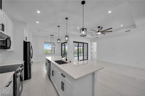 318 NW 9th St, Cape Coral FL - photo 10 of 45