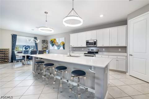 1262 N Gator Cir, Cape Coral FL - photo 10 of 47