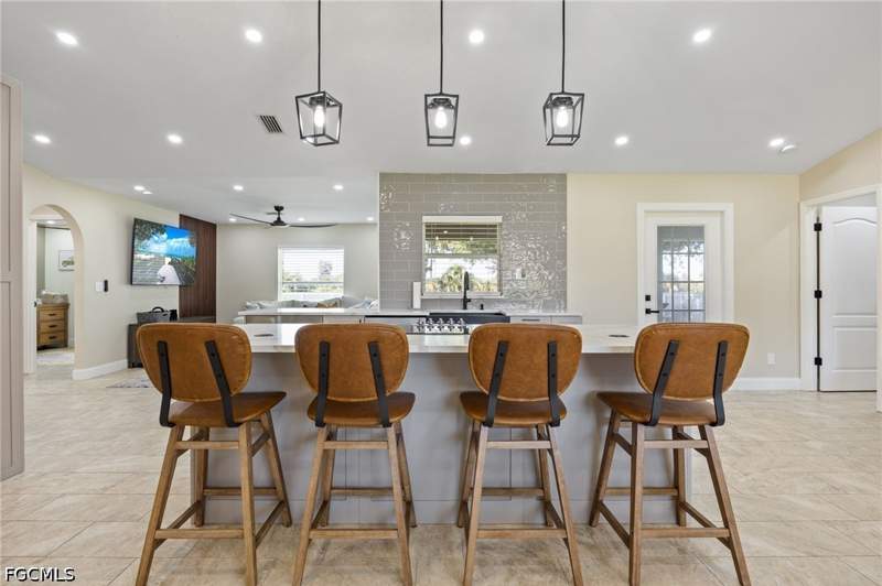 3 bedroom SingleFamilyResidence at 131 Ocean Park Dr, Greenbriar, Lehigh Acres — photo 4