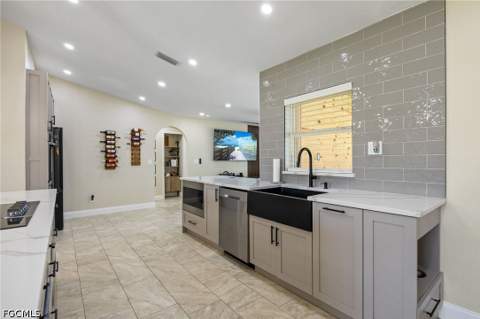 131 Ocean Park Dr, Lehigh Acres FL - photo 8 of 50