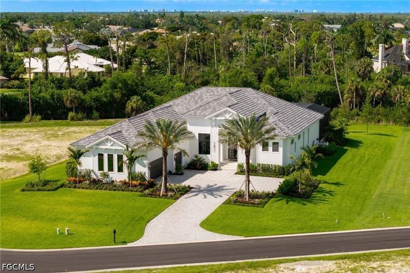 4 bedroom SingleFamilyResidence at 15850 Hampton View Ct, Devonwood, Fort Myers — photo 5