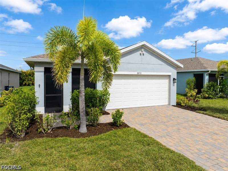2 bedroom SingleFamilyResidence at 2872 Star Coral Dr, Coral Bay, North Fort Myers — photo 2