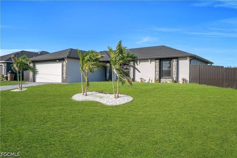 3 bedroom SingleFamilyResidence at 1111 NE 19th Ave, Cape Coral, Cape Coral — photo 3