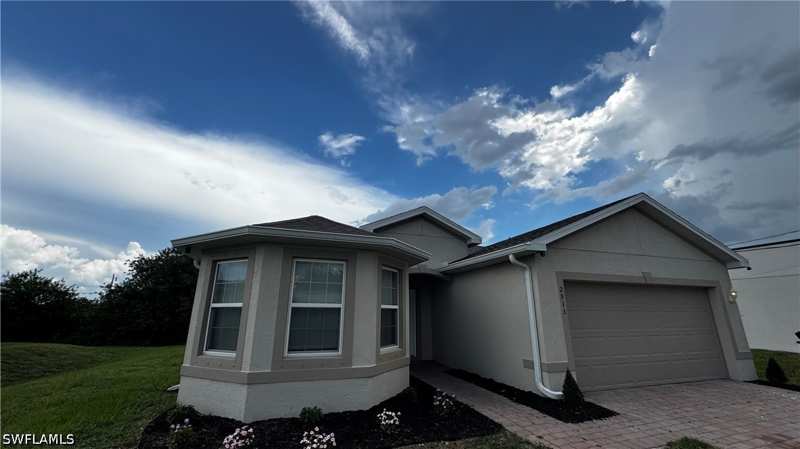 3 bedroom SingleFamilyResidence at 2913 65th St W, Lehigh Acres, Lehigh Acres — photo 1