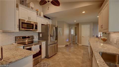 237 SE 20th Ct, Cape Coral FL - photo 10 of 40