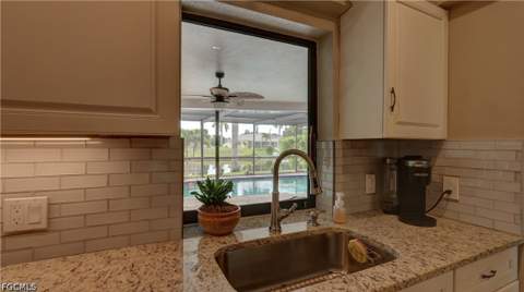 237 SE 20th Ct, Cape Coral FL - photo 12 of 40