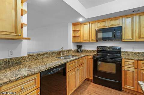 8302 Charter Club Cir 6, Fort Myers FL - photo 11 of 47