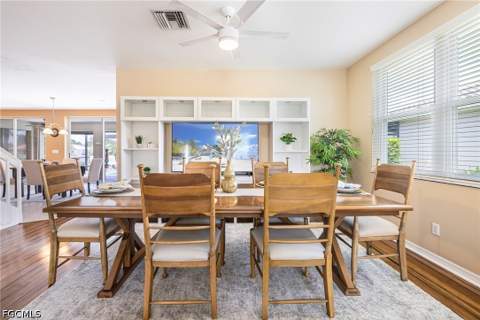 11117 Lakeland Cir, Fort Myers FL - photo 6 of 39