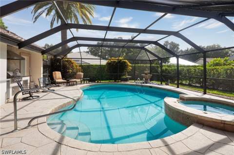 196 Monterey Dr, Naples FL - photo 14 of 33