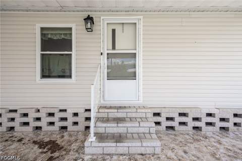 370 Nicklaus Blvd, North Fort Myers FL - photo 6 of 43