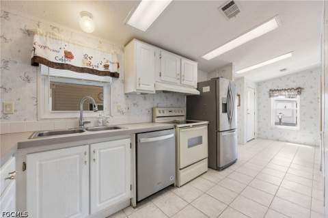 370 Nicklaus Blvd, North Fort Myers FL - photo 8 of 43
