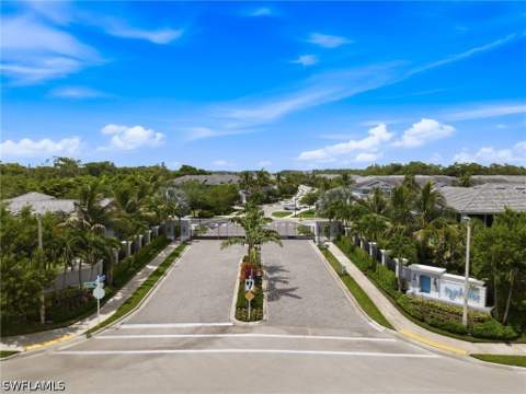 2664 Seychelles Cir 2401, Naples FL - photo 9 of 50