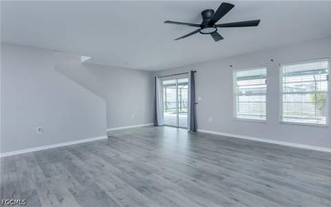 1916 SW 12th Ter, Cape Coral FL - photo 10 of 29