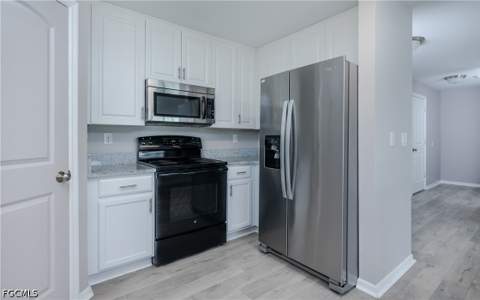1916 SW 12th Ter, Cape Coral FL - photo 8 of 29