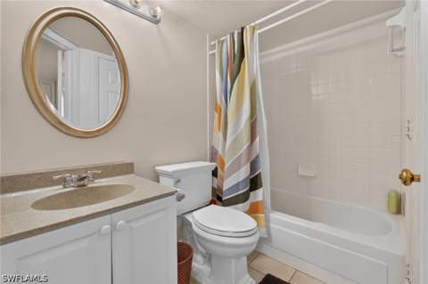 1385 Mainsail Dr 1802, Naples FL - photo 18 of 28