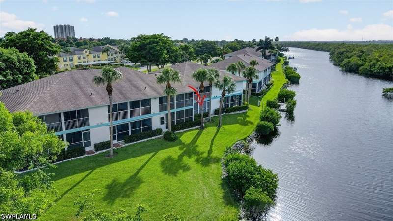 2 bedroom Condominium at 1385 Mainsail Dr 1802, Mainsail, Naples — photo 2