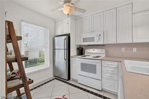 1385 Mainsail Dr 1802, Naples FL - photo 9 of 28