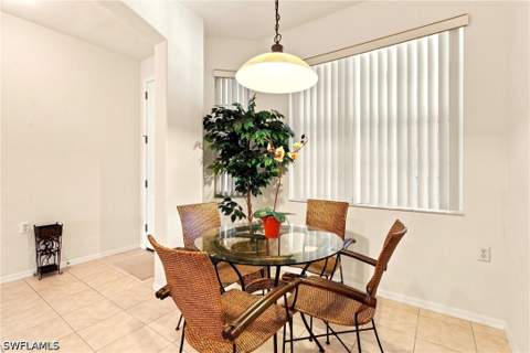 4874 Hampshire Ct 303, Naples FL - photo 11 of 50