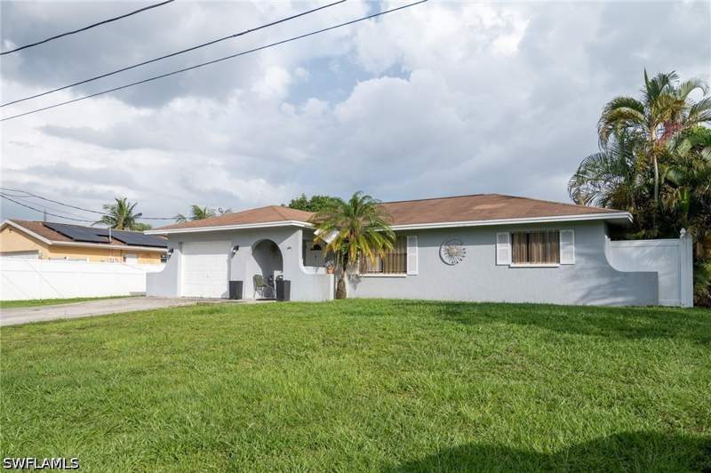 3 bedroom SingleFamilyResidence at 4636 25th Ave SW, Golden Gate City, Naples — photo 4