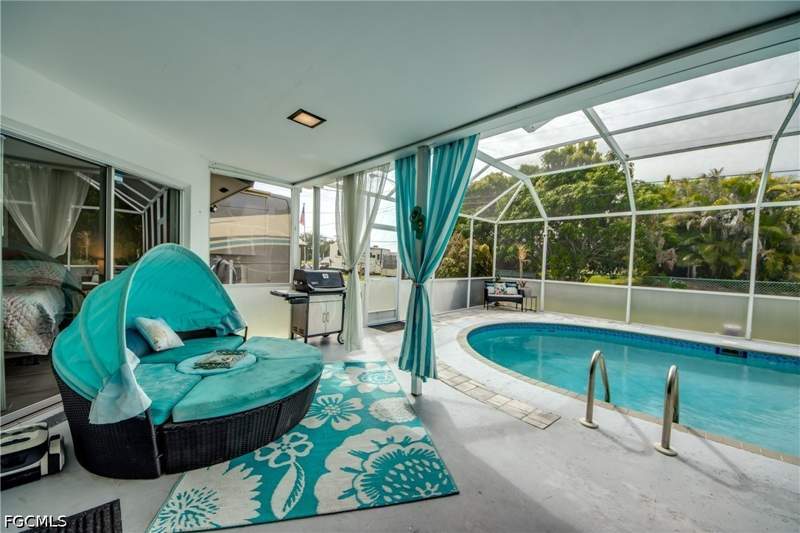 2 bedroom SingleFamilyResidence at 1214 Baldwin Pl, Lehigh Acres, Lehigh Acres — photo 3