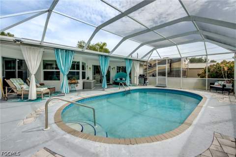 1214 Baldwin Pl, Lehigh Acres FL - photo 6 of 40