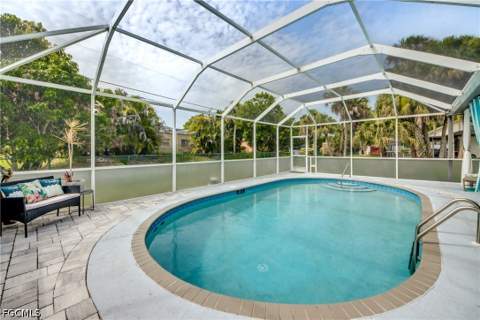 1214 Baldwin Pl, Lehigh Acres FL - photo 8 of 40