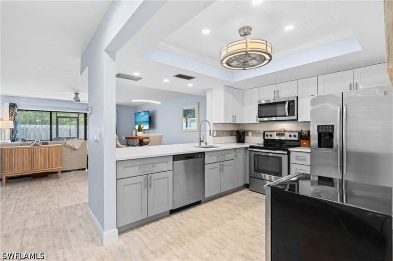 2 bedroom Townhouse at 800 Meadowland Dr N, Pelican Ridge, Naples — photo 3