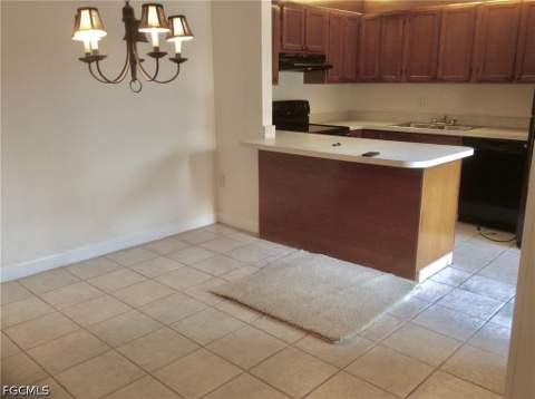 5249 Cedarbend Dr 3, Fort Myers FL - photo 10 of 19