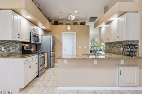 1132 SE 32nd Ter, Cape Coral FL - photo 16 of 50