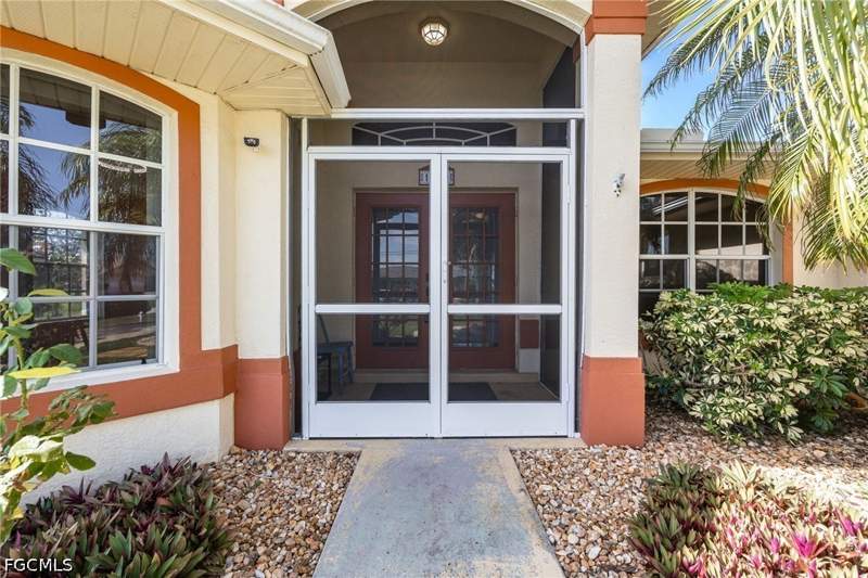 3 bedroom SingleFamilyResidence at 1132 SE 32nd Ter, Cape Coral, Cape Coral — photo 5