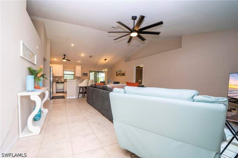4 bedroom SingleFamilyResidence at 3624 SW 3rd Ave, Cape Coral, Cape Coral — photo 4