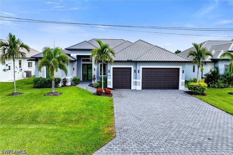 5 bedroom SingleFamilyResidence at 1905 SW 29th Ter, Cape Coral, Cape Coral — photo 1