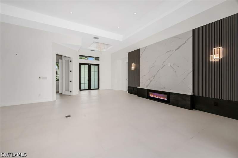 5 bedroom SingleFamilyResidence at 1905 SW 29th Ter, Cape Coral, Cape Coral — photo 5