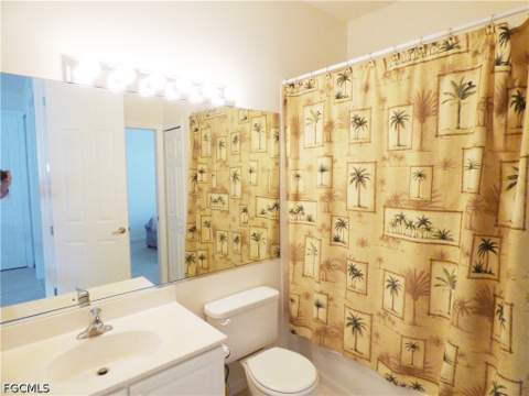10006 Sky View Way 205, Fort Myers FL - photo 12 of 24