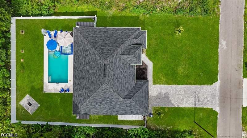 3 bedroom SingleFamilyResidence at 2711 18th St W, Lehigh Acres, Lehigh Acres — photo 2