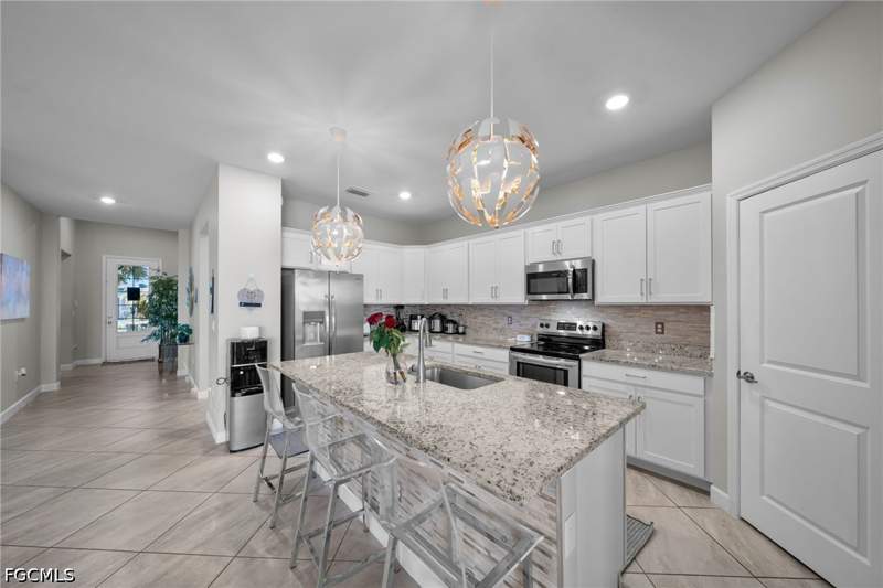 4 bedroom SingleFamilyResidence at 13846 Pine Lodge Ln, Timber Creek, Fort Myers — photo 5