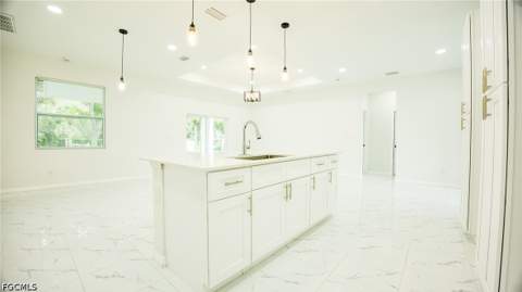 2524 Lakeview Dr, Lehigh Acres FL - photo 7 of 24