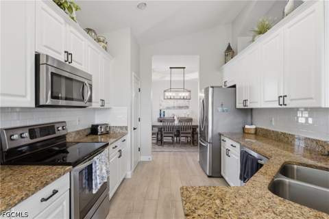 16113 Mount Abbey Way 202, Fort Myers FL - photo 12 of 41
