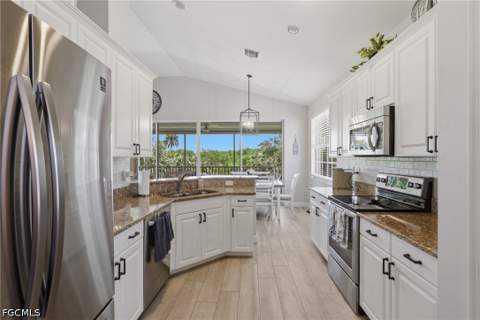 16113 Mount Abbey Way 202, Fort Myers FL - photo 8 of 41