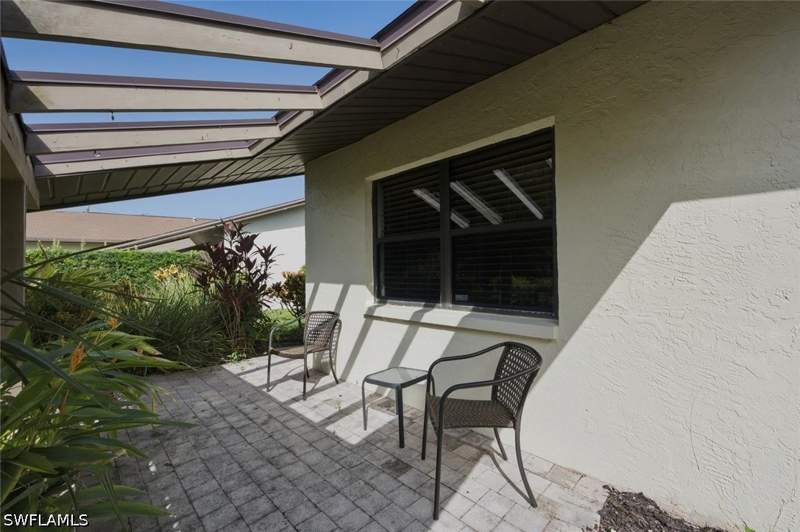 2 bedroom Attached at 223 Charity Ct L5, Lakewood Villas, Naples — photo 3