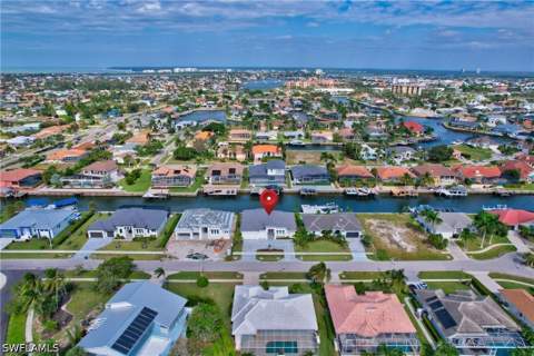 768 Amazon Ct, Marco Island FL - photo 8 of 37