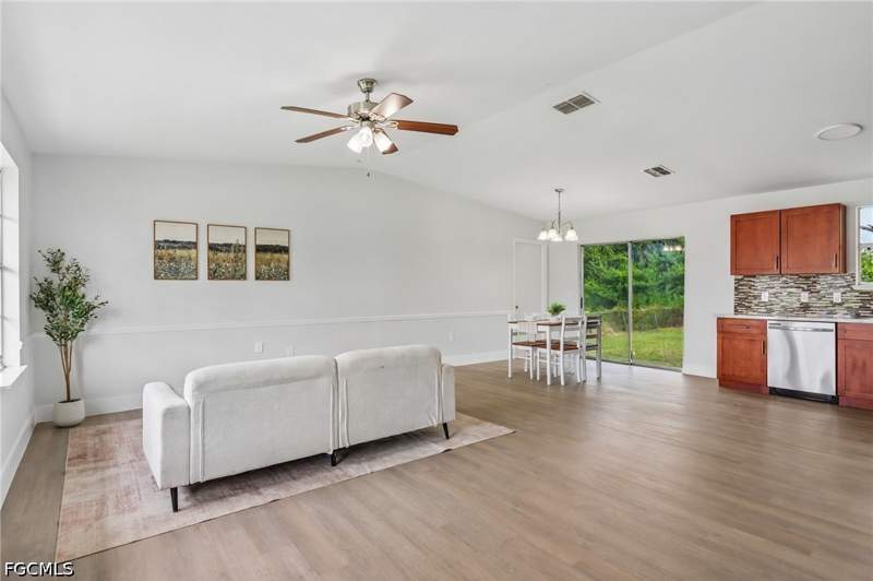 3 bedroom SingleFamilyResidence at 3709 10th St SW, Lehigh Acres, Lehigh Acres — photo 4