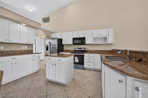 8044 San Carlos Blvd, Fort Myers FL - photo 14 of 49