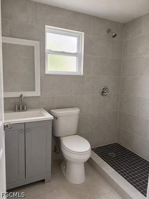 3516 E Riverside Dr, Fort Myers FL - photo 14 of 22