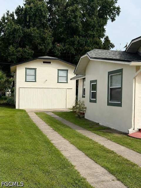3516 E Riverside Dr, Fort Myers FL - photo 15 of 22