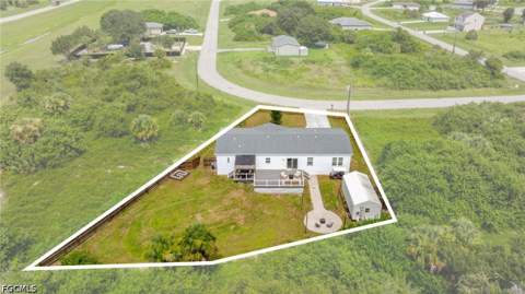 3005 Mignon Cir, Labelle FL - photo 6 of 43
